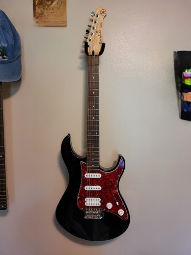 Yamaha pacifica 112 - yamaha,